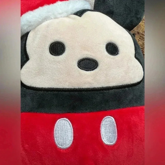 Disney | Kellytoy Squishmallow Santa Mickey. Mouse - Picture 8 of 11